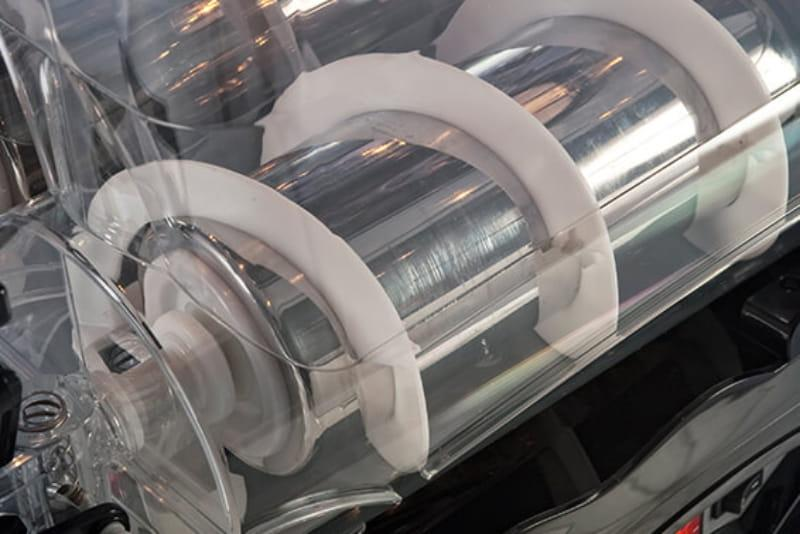 Máquina de Filtragem Ompressor, evaporador e mecanismo de mistura com trajeto rotativo